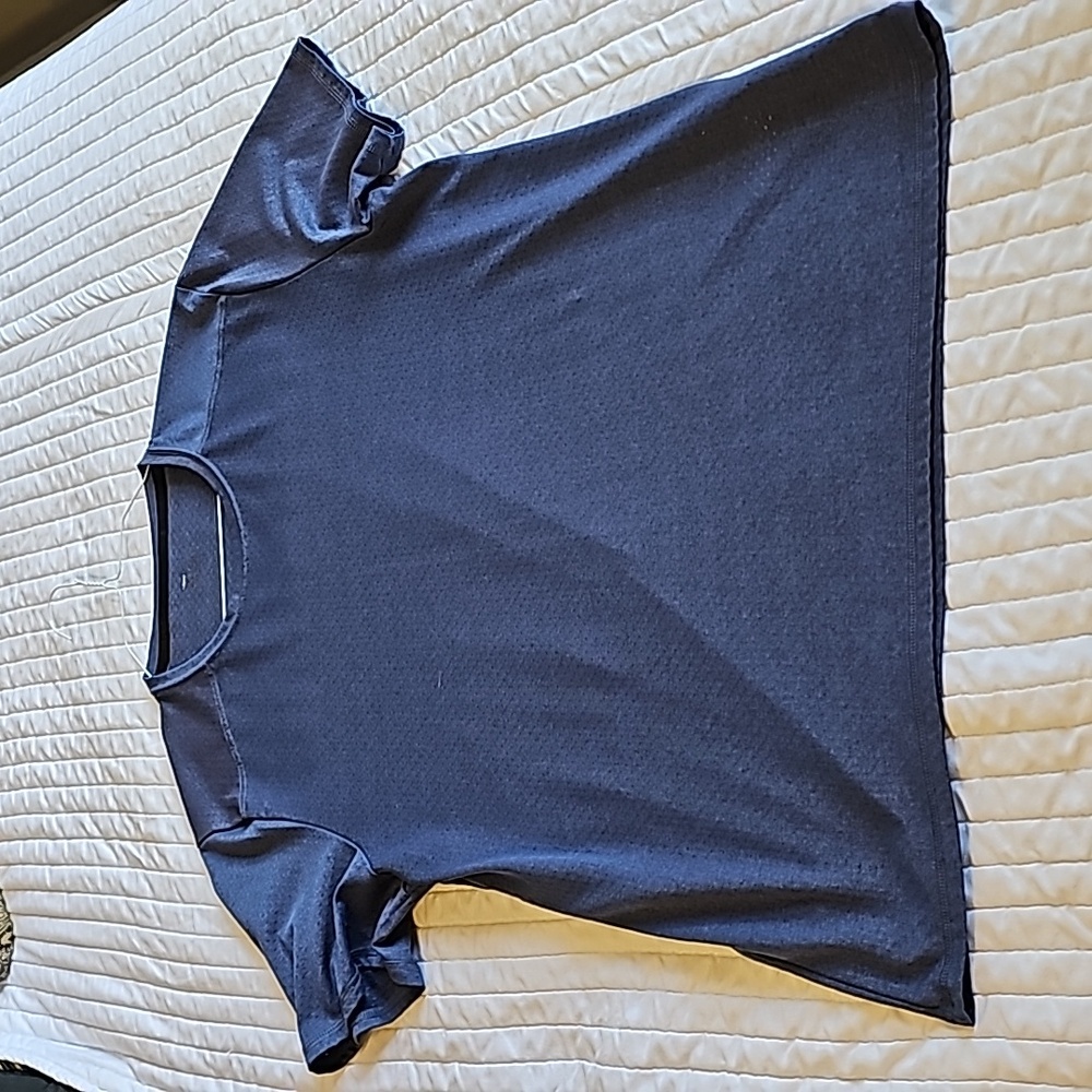 Z by Zella L athletic shirt